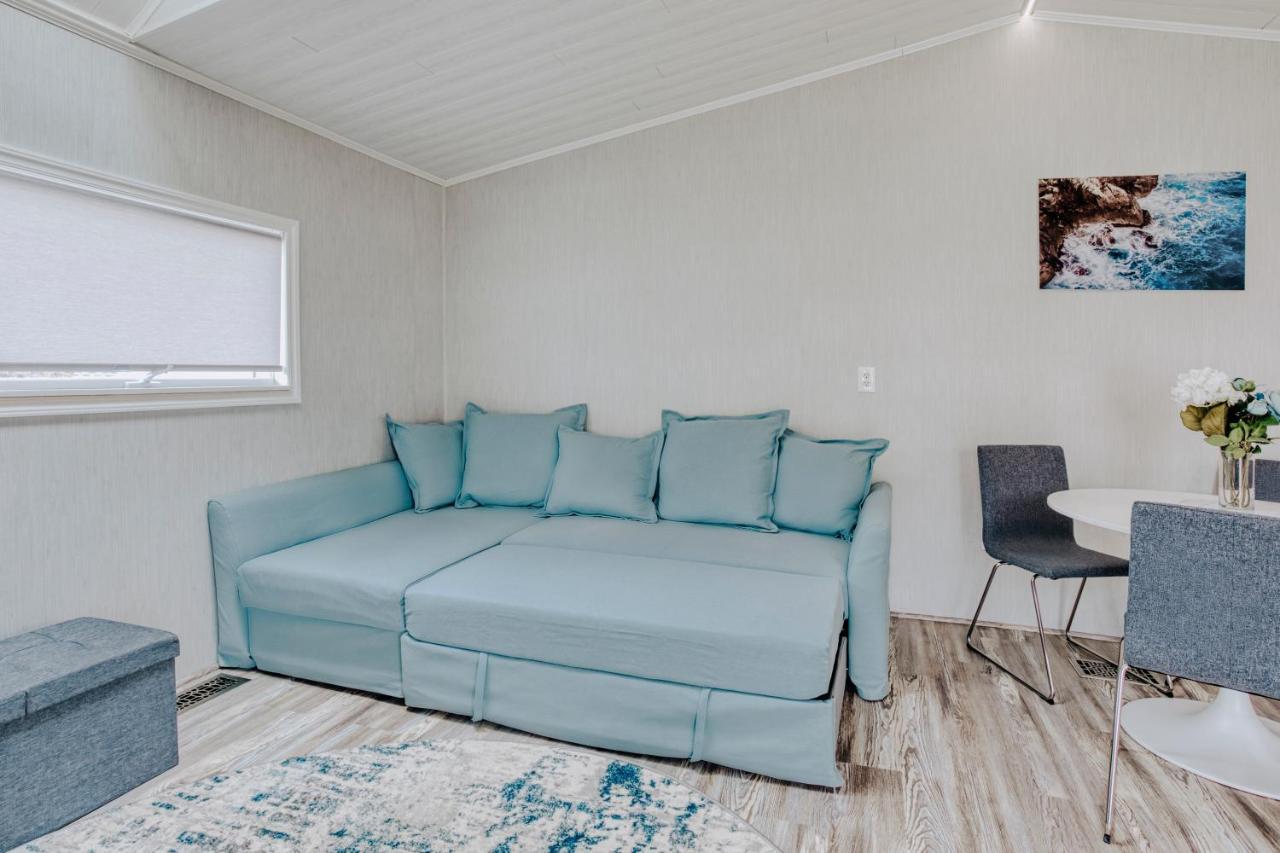 Painted Post Modern & Cozy Stand-Alone Apartment - Perfect Stay מראה חיצוני תמונה
